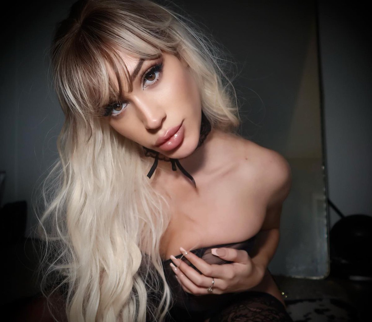 LolaBellucci_'s tweet photo. It’s my BIRTHDAYYY 🎂🎁 https://t.co/8OPQfaqxnL