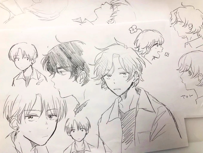 こういう誰に見せるでもない漫画のキャラの落書きが家に何百枚とあるのでたま〜に放出しても良いですか... 