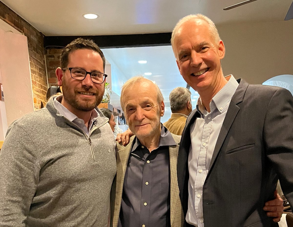 @ManelEsteller @JohnsHopkins @HopkinsMedicine It was a fantastic day to celebrate the life of #DNAmethylation #Epigenetics icon, Steve Baylin, and to catch up with #DNAmethylation friends such as @RothbartLab