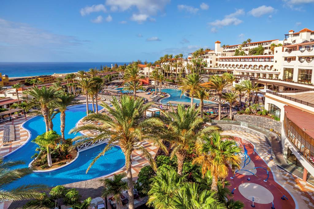 TravelleyUk's tweet photo. 🏖𝐎𝐜𝐜𝐢𝐝𝐞𝐧𝐭𝐚𝐥 𝐉𝐚𝐧𝐝𝐢́𝐚 𝐌𝐚𝐫🏖
𝐒𝐭𝐚𝐫𝐭 𝐲𝐨𝐮𝐫 𝐣𝐨𝐮𝐫𝐧𝐞𝐲 𝐭𝐨𝐝𝐚𝐲! Looking for the perfect holiday at a great price? 👀

#holidaydeals #holidays #vacation #Spain #sunset #offer #luxury #travel #adventure #beach #dealoftheday #maldivesholiday @TravelleyUK https://t.co/kcG8hUHBrU