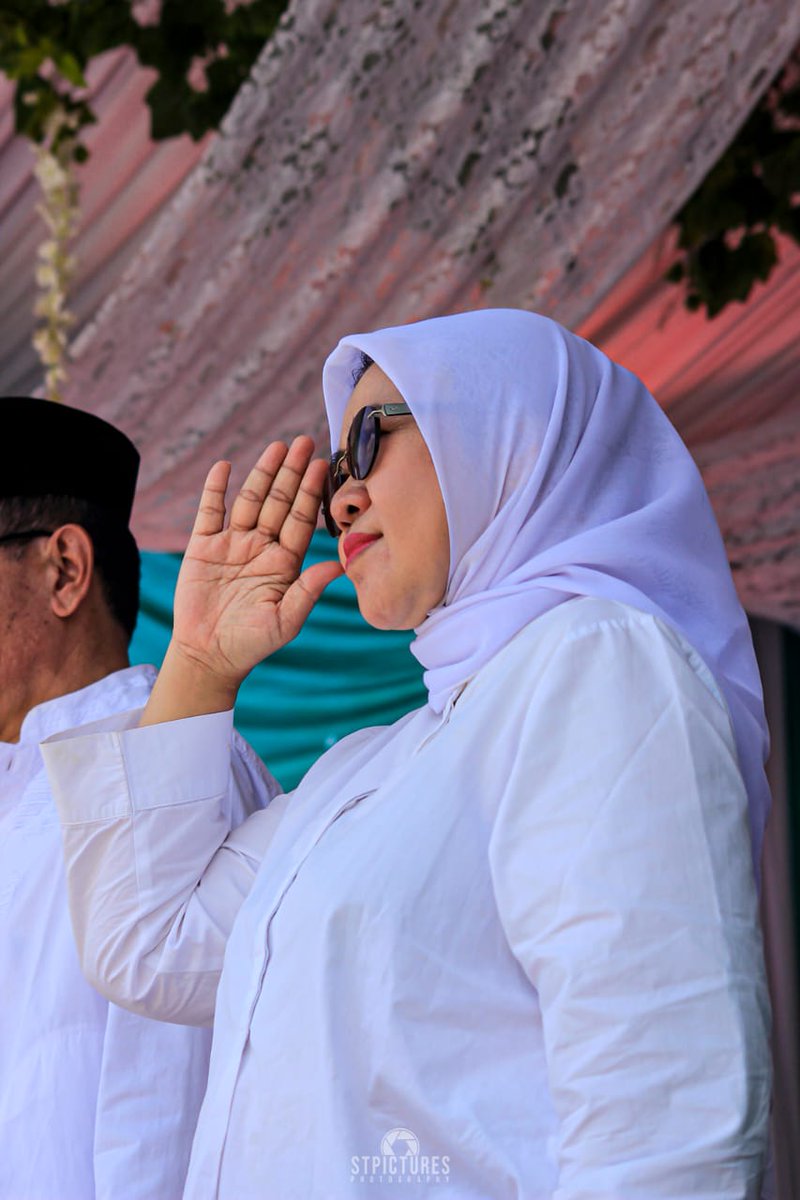 #PKB Santri siap mengabdi untuk negeri. #HariSantriNasional2022 #HariSantriNasional #GusMuhaiminPanglimaSantri #GusMuhaimin <a href="/cakimiNOW/">A Muhaimin Iskandar</a> <a href="/DPP_PKB/">DPP PKB</a> <a href="/FraksiPKB/">Fraksi PKB DPR RI</a> <a href="/EmHasanuddin/">M Hasanuddin Wahid</a> <a href="/hanifdhakiri/">MHD</a> <a href="/tommykurniawan7/">TOM KUR official</a> <a href="/ABahrulamiq/">A.bahrulamiq</a> <a href="/nu_online/">NU Online</a> <a href="/ifaahanif/">IfaHanif</a> <a href="/st_masrifah/">Siti Masrifah</a> <a href="/Kemenag_RI/">Kementerian Agama RI</a> <a href="/pkbjawatengah/">DPW PKB Jateng</a>