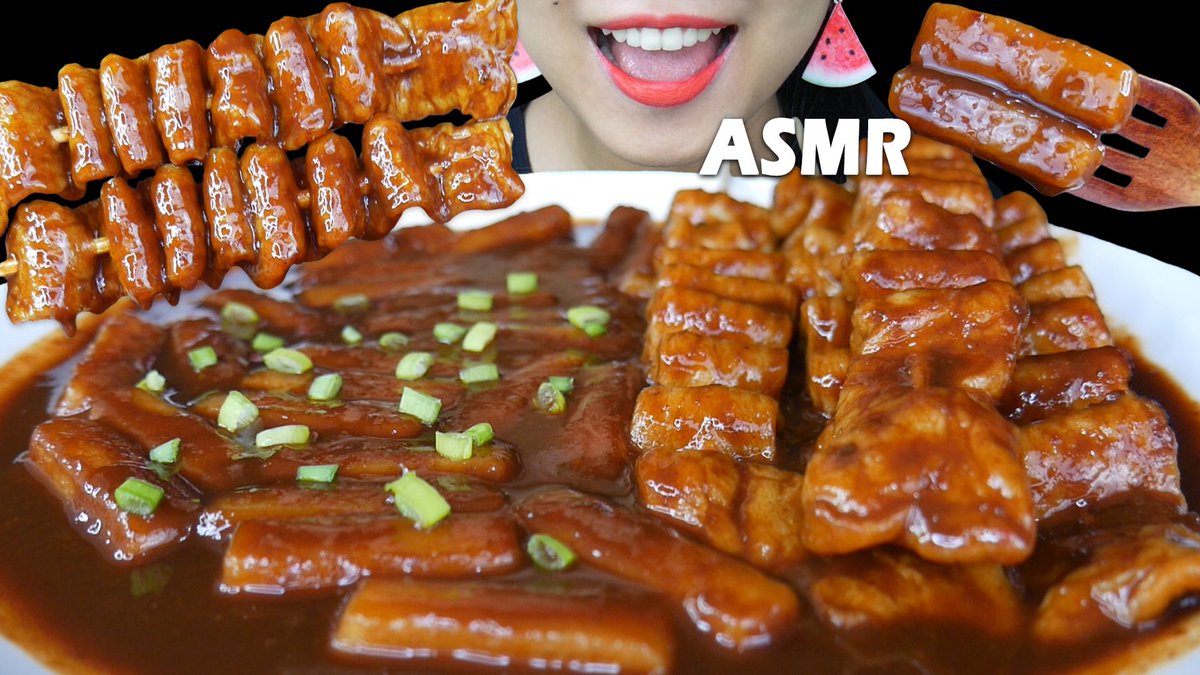 cintyaasmr's tweet photo. PEDASNYA PARAH!! ASMR SPICY TOPOKKI MUJIGAE + ODENG (TOPOKKI PEDAS) | ASMR MUKBANG INDONESIA 🤤🔥

Full video on Youtube 💙
Link in my bio 👆

#mukbang #mukbangshow #mukbangvideo #koreamukbang #mukbangkorea #eat #eating #eatingshow #letseat #eatingsounds

https://t.co/LAZ4RH3voR https://t.co/04uXidHJhK