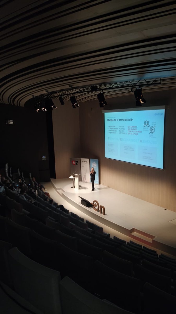 "Ante una hemorragia reputacional, hay que ser contundentes para contener el golpe y dar respuesta a la incertidumbre lanzando un mensaje a los medios con el portavoz. Hay que conseguir un minuto en los informativos de la noche colocando nuestro titular", <a href="/nataliasara2/">Natalia Sara Mendinueta | COMUNICACIÓN DE CRISIS</a>