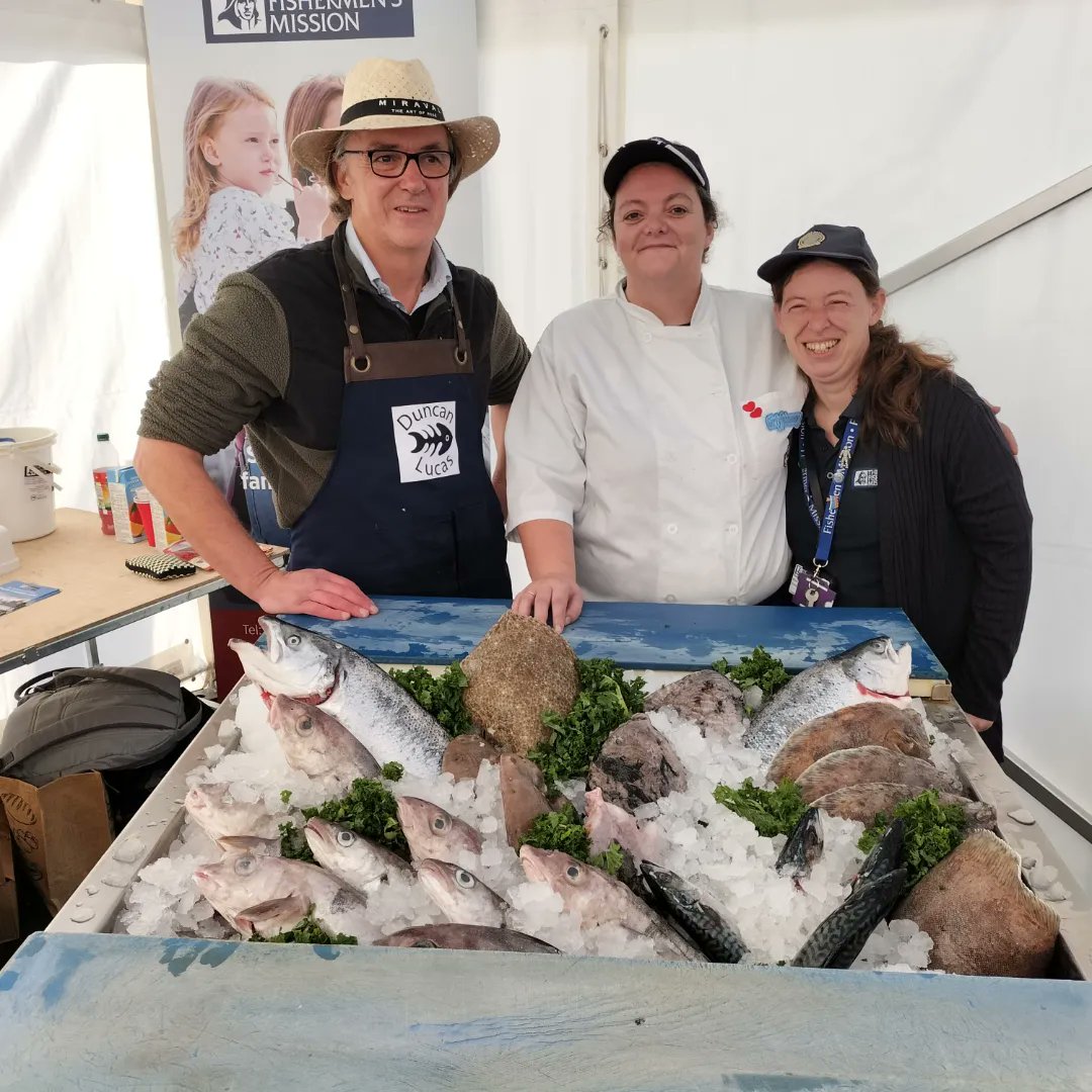 Emma (@girlyfishmonger) on Twitter photo The fish is displayed, massive thank you to Duncan for helping me. Filleting demos and auction for <a href="/thefishmish/">Fishermen's Mission</a> too πππ The fish is displayed, massive thank you to Duncan for helping me. Filleting demos and auction for <a href="/thefishmish/">Fishermen's Mission</a> too πππ