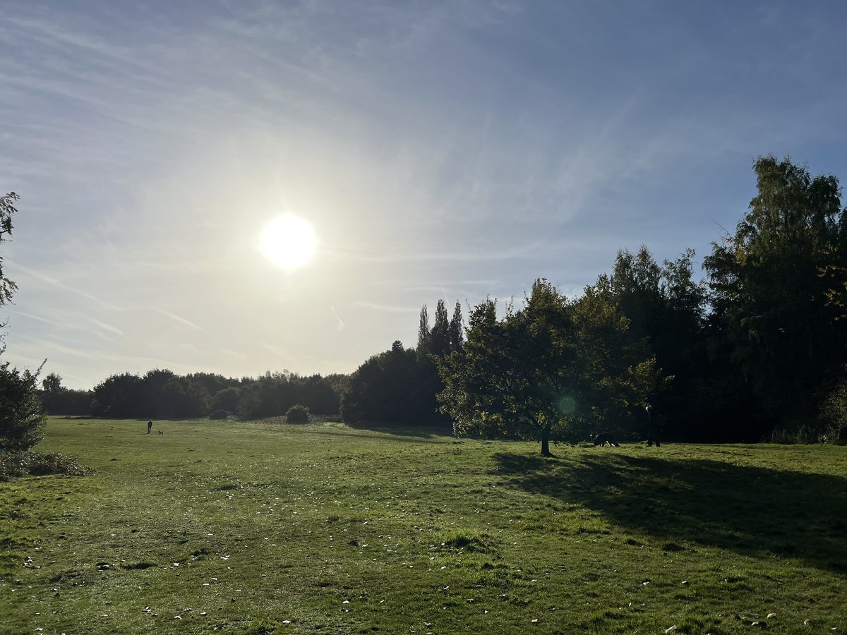 Once more, stunning sunny weather in a morning jog near Manchester