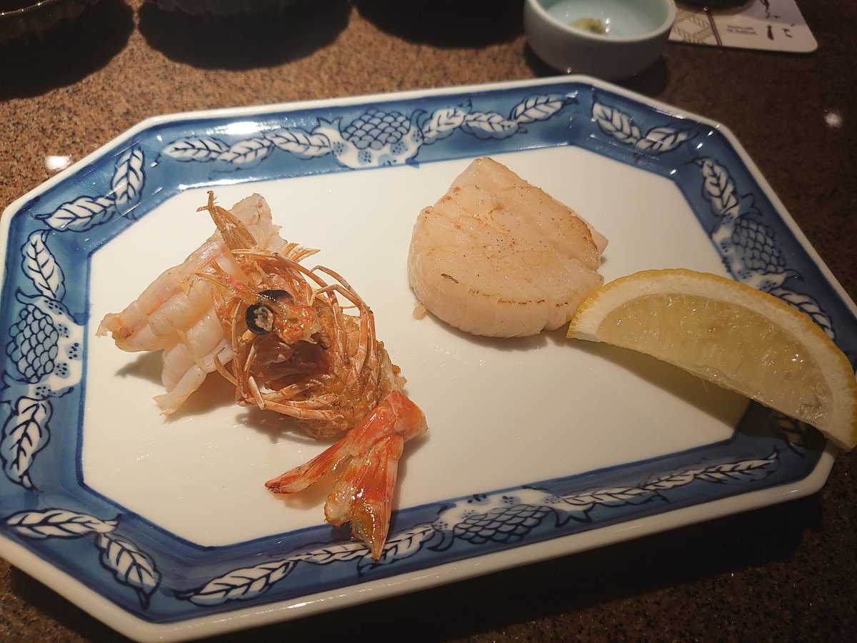 Macchi2580's tweet photo. 急ですが今日結婚しました！
婚姻届出してきた！

美味いもの食ってきました！ https://t.co/FiDKTl0pMA