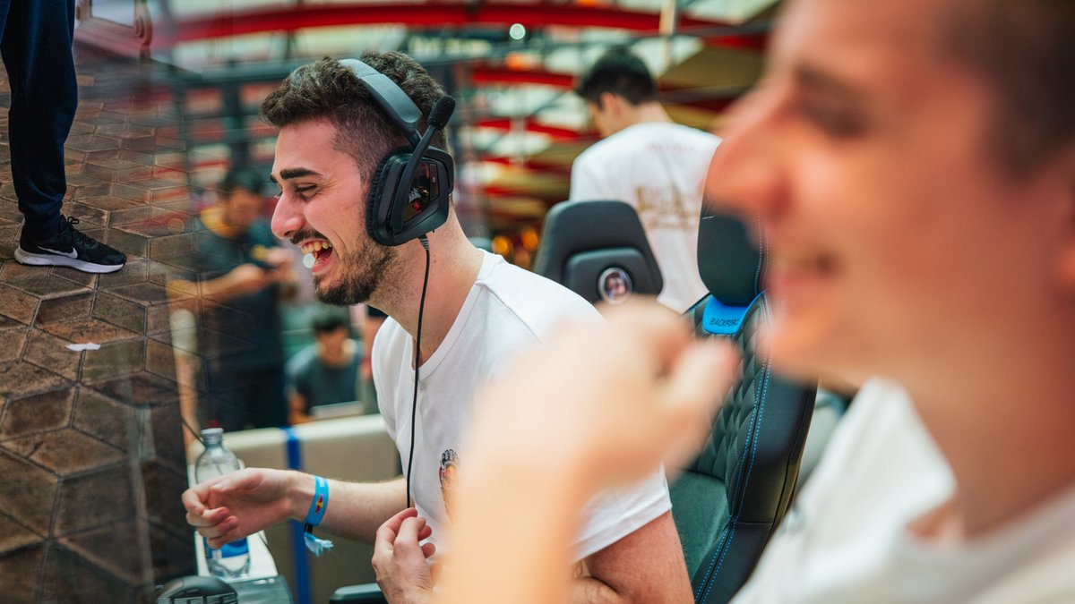 Red Bull Gaming tweet media