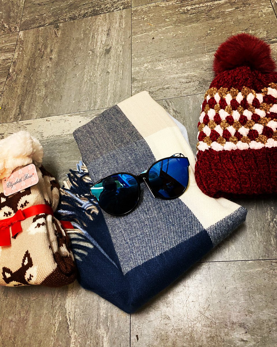 MindLondonRd's tweet photo. Pop down to grab your autumn essentials, brand new too! #mymindshop #forbettermentalhealth #brighton #NEW #BrandNew #hat #scarf #bedsocks #sunglasses https://t.co/uYxPmBYQAL