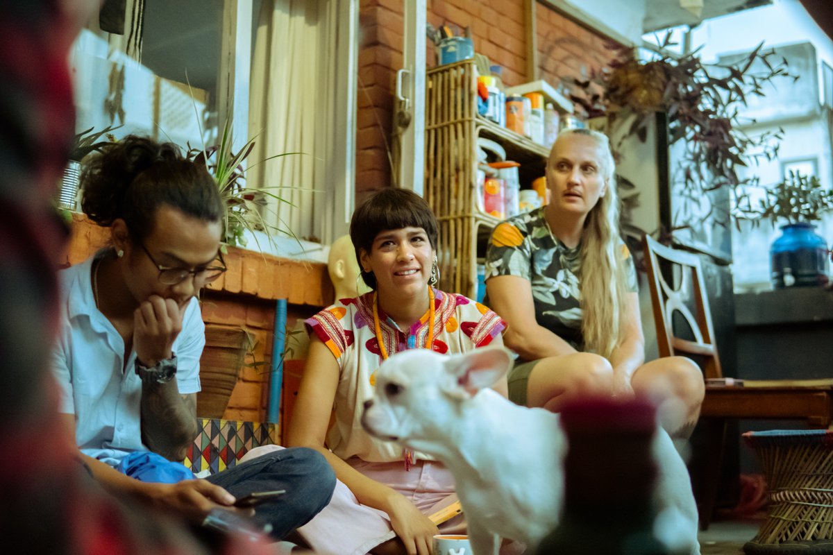 CultExtRel's tweet photo. During the past days Nepali🇳🇵artists took the European 🇪🇺 artists selected for a #residency in #Kathmandu to explore the city, exchange inspirations and discuss the physical context of each space in regards to ethnicity, culture and history. 💬

Stay tuned to know more!😉 https://t.co/rwNxG0ZbJV