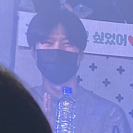 taemcatboy's tweet photo. MY SWEET BABYTAEMIIII https://t.co/j46950jpw9