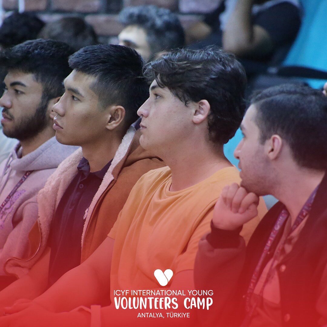 ICYF_Official's tweet photo. Participants at the ICYF International Volunteers Camp for Young Men 2022 attended the OIC Red Network Experience Sharing Program to discuss their experiences in the field of volunteering. https://t.co/joEK7rNsPZ