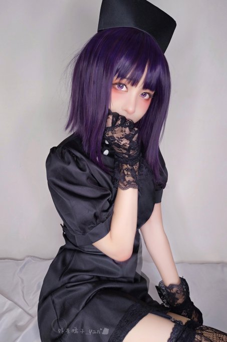 2 pic. 【-更衣人偶坠入爱河·黑江雫cos-】
“变成……小雫了哟♥”

#その着せ替え人形は恋をする #喜多川海夢 #MyDressUpDarling  #黒江雫 #コスプレ #cosplay