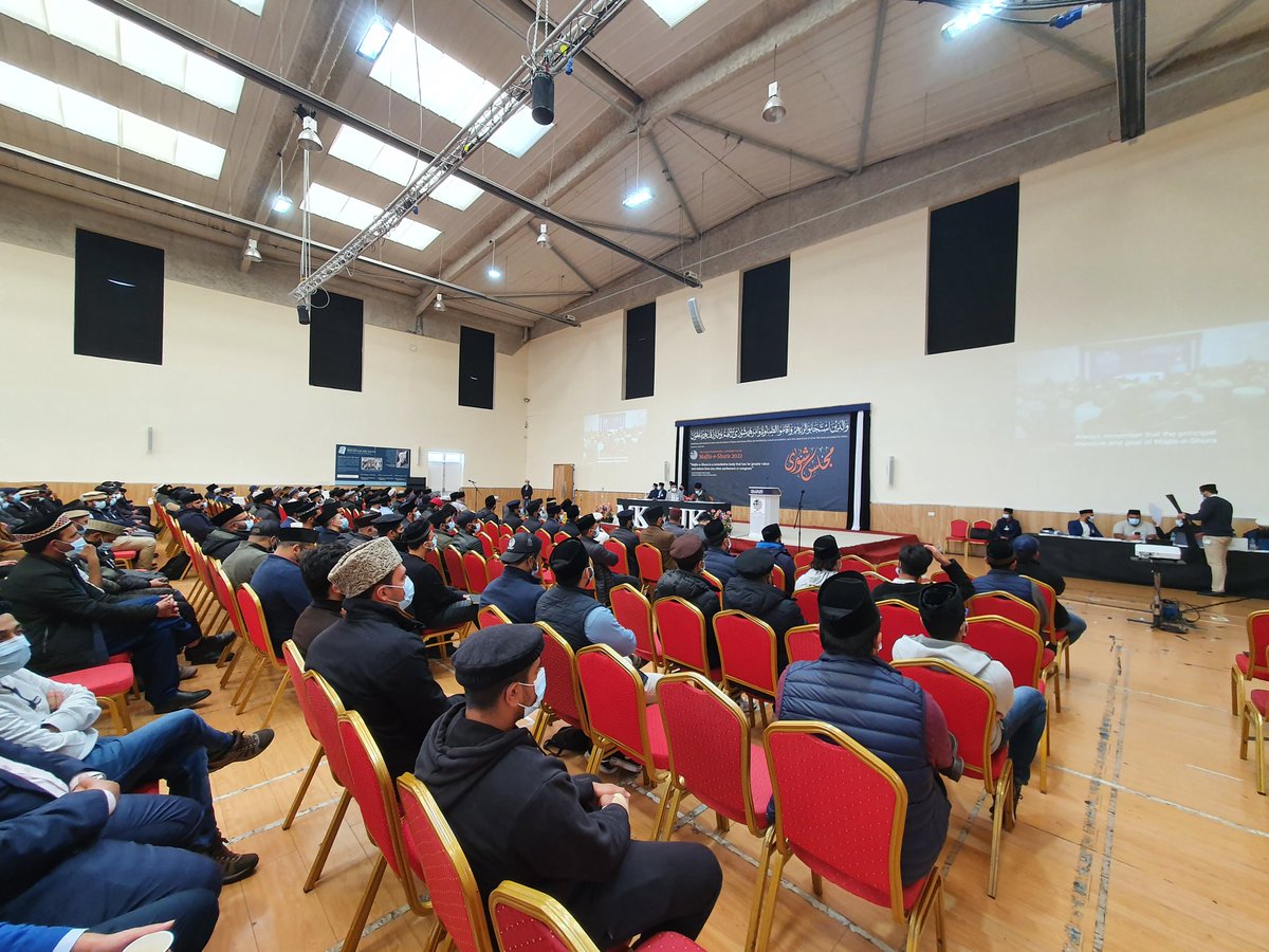 UKMuslimYouth's tweet photo. Opening session of Majlis Khuddamul Ahmadiyya UK Majlis-e-Shura 2022 https://t.co/AycfqT1pzb