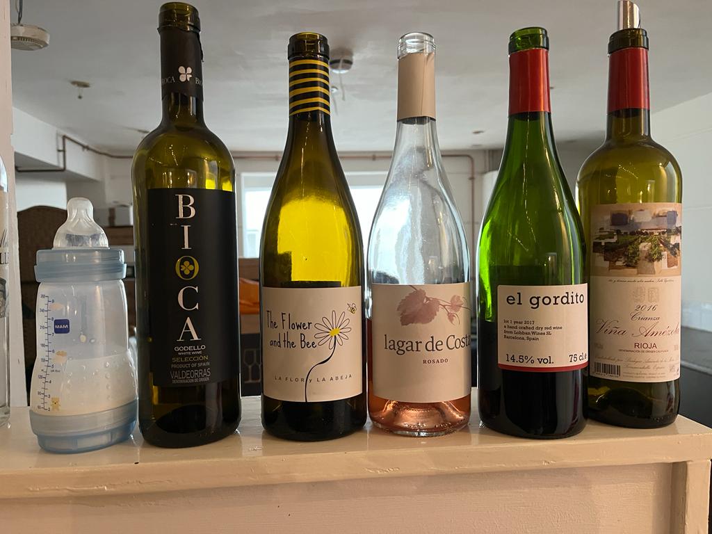 the_winetwit's tweet photo. New Arrivals, Tastings and Supper Club... - https://t.co/2RHTnwuzAu #wine #beer #gin #newarrivals #wintertasting #xmastasting #winetastings #supperclub #pramsandpinots #casedeals #burgundy #shoplocal #lovelocal #wandsworth #balham #clapham #tooting https://t.co/FDxkfSXEGK