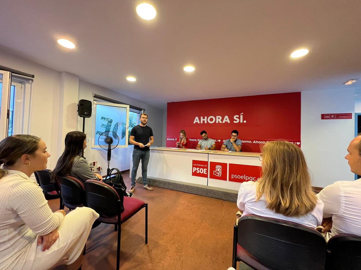 JSGranCanaria's tweet photo. Ayer celebramos nuestro primer Comité Insular Ordinario después del Congreso de abril. JSGC tiene objetivos y propósitos claros. Seguiremos trabajando por y para las personas jóvenes de #GranCanaria ✊🏼 https://t.co/Q6lkocf9xs