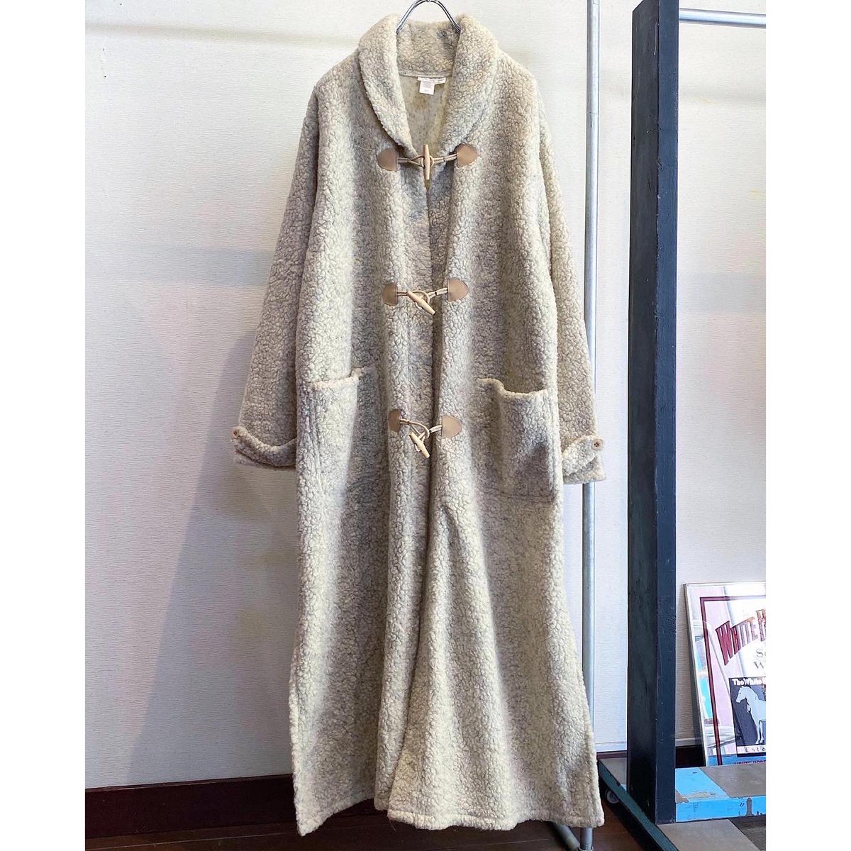 pine_wadayu_ki's tweet photo. ボアロングコート
made in USA
※162cm着用

掲載商���は通販対応可能ですのでDMにてお問合せくださいませ。

#Pine 
#古着屋Pine 
#山梨 #甲府 
#古着屋 #古着 
#レディース古着 
#madeinusa https://t.co/1ZEDZ0C2q7