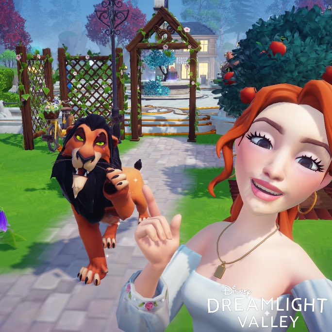 DatGingerOne's tweet photo. Let me know if you spot WALL•E photobombing Scar. He’s the best little robot 🥺❤️ #DisneyDreamlightValley https://t.co/tPyzyVrFCs