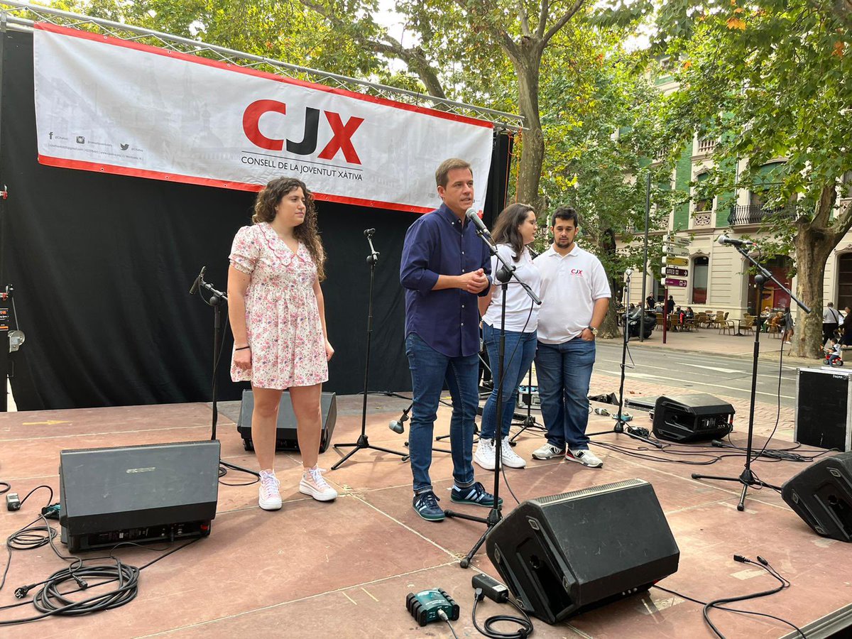 Roger Cerdà i Boluda (@rogerxativa) on Twitter photo 👥 Aquest matí està celebrant-se la #Fesjove a l’Albereda Jaume I. Enhorabona com sempre al <a href="/CJXativa/">Consell de la Joventut de Xàtiva</a> per la seua organització ! 👥 Aquest matí està celebrant-se la #Fesjove a l’Albereda Jaume I. Enhorabona com sempre al <a href="/CJXativa/">Consell de la Joventut de Xàtiva</a> per la seua organització !