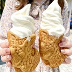 「しゃちほこ本舗」の「しゃちほこソフト」が美味しそうだ‼