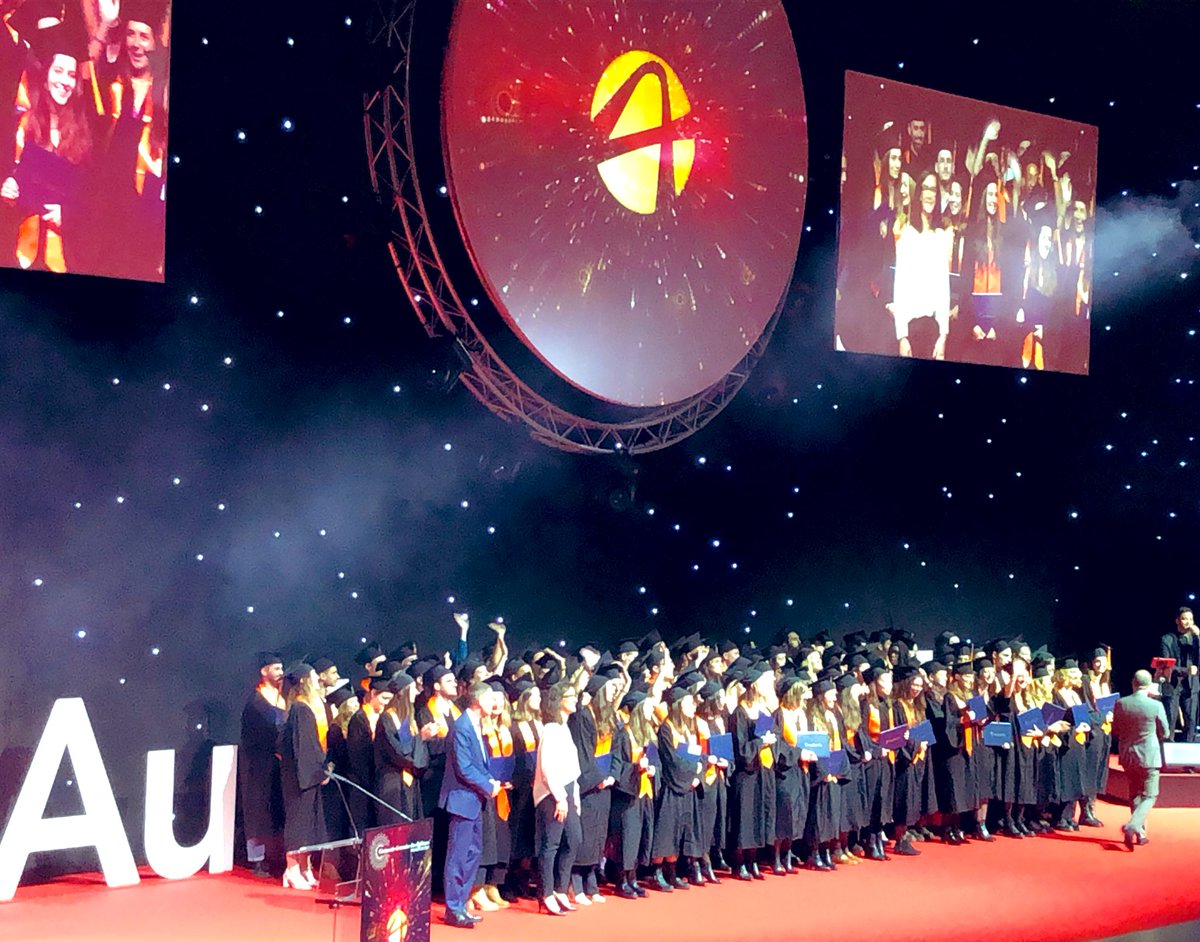 EstellePrusker's tweet photo. Quel bonheur de retrouver ce matin au @ZenithNantes nos étudiants @audencia_com désormais diplômés !#Audencia_Graduation #Congrats #Félicitations 🍾👏🏻 https://t.co/VC4p5NUVlf