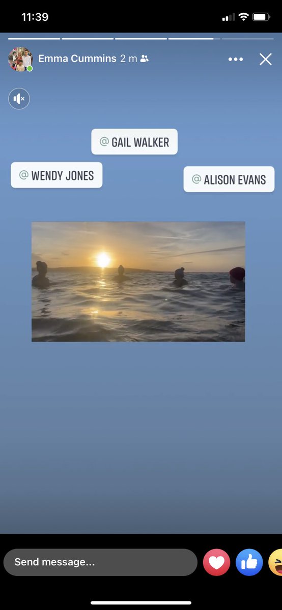 GailyWalk's tweet photo. Glorious morning dip today 💕 https://t.co/UEGDkB6jZw