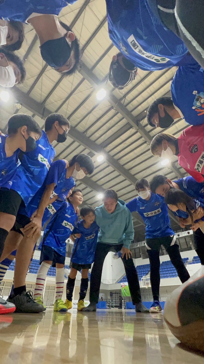 chan_masu08's tweet photo. ご来場ありがとうございました〜😆

そして、伊藤園カップに参加して
くださった皆様
グッズ売り場に来てくれた皆様
ありがとうございました😊

レディースの試合も
よろしくお願いしますー‼️ https://t.co/w64k5WNDoy