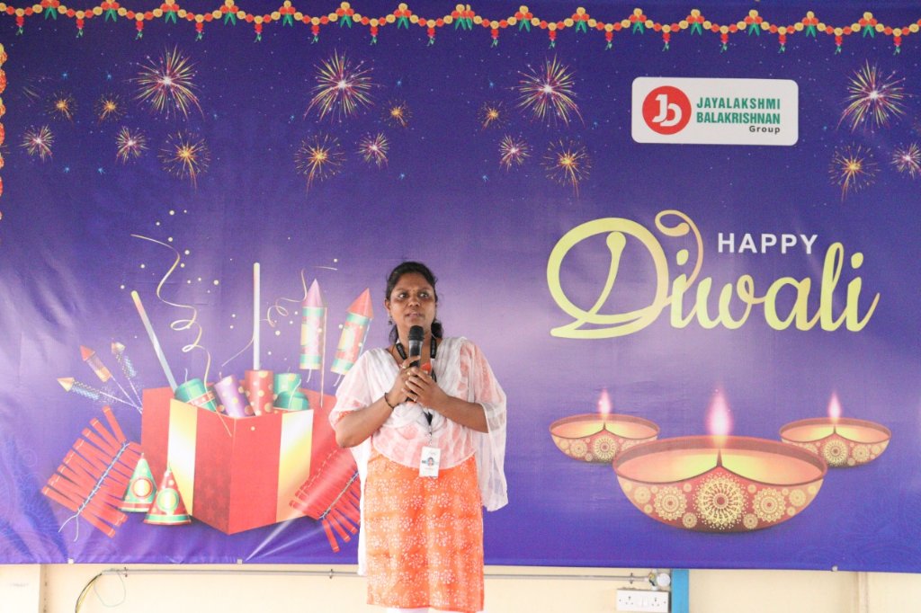 innokaiz_india's tweet photo. Happy Diwali !!! Diwali Celebration fun activity & games at our office
@kaizensukumar #INNOKAIZ #Diwali2022 #humannot #celebration #sweets #funactivities https://t.co/0eQCZ3Wnh0