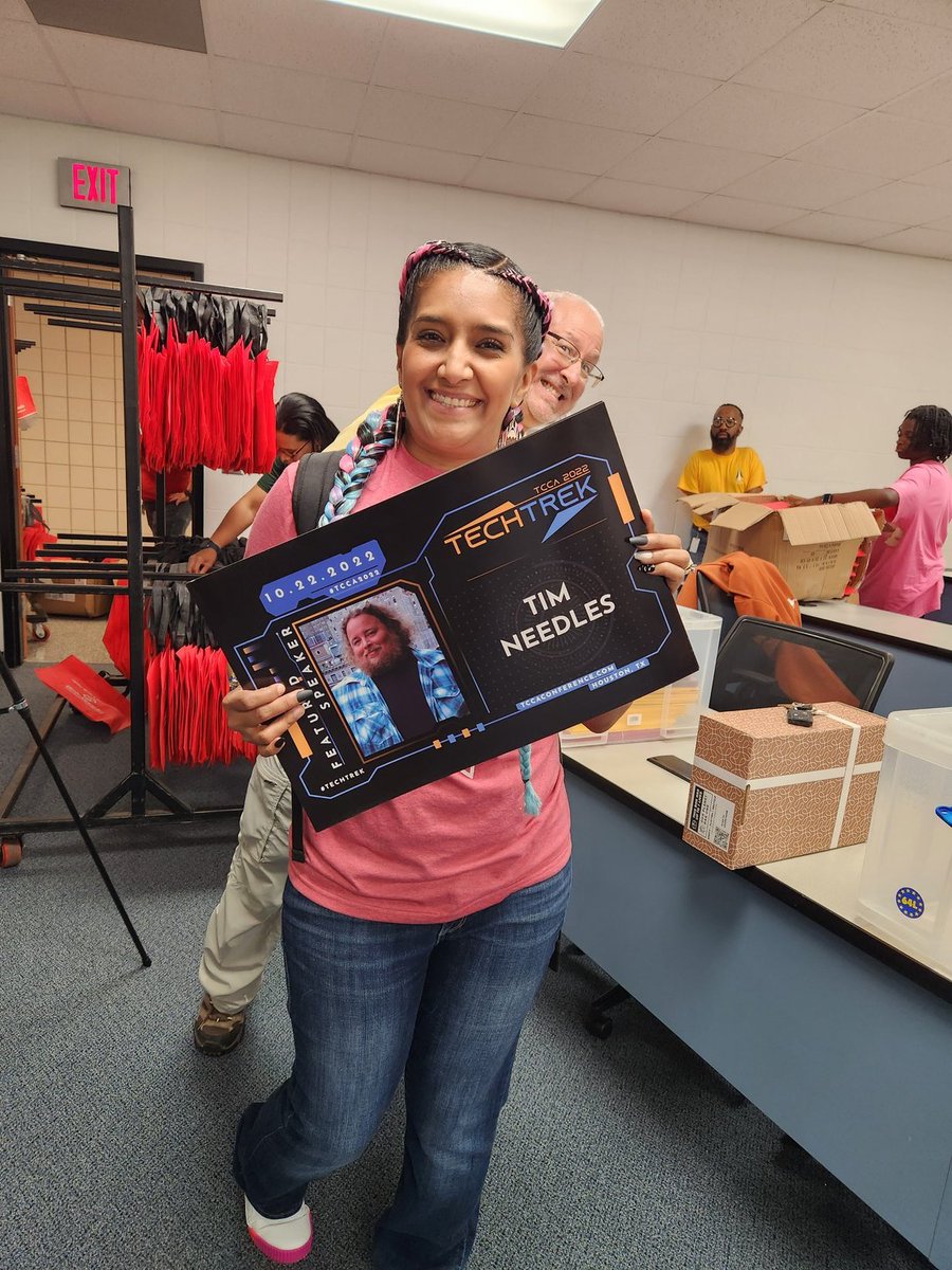 MrsTGonzalez's tweet image. Check out my Amigos @TCCAConf ❤️🤘 #TCCA2022 @AdobeExpress #adobeeducreative @timneedles @EdTechBites ❤️❤️🤘🎉🎉🎉🎉