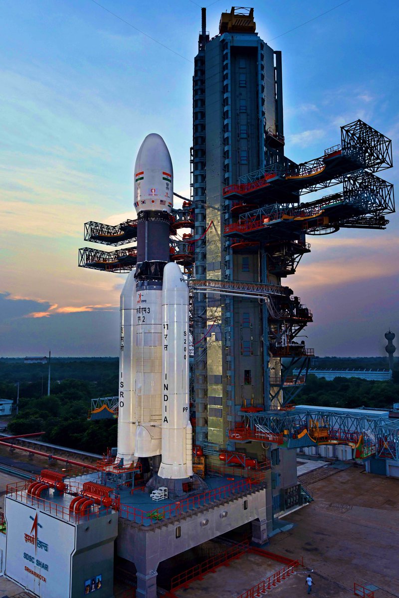 imsktripathi's tweet photo. Locked and loaded 🚀 India’s heaviest rocket #GSLVMk3 will launch at 12:07 am tonight. The rocket has been renamed #LVM3 since it will not go into geosynchronous orbit. #OneWebLaunch https://t.co/DIymA1NBvl