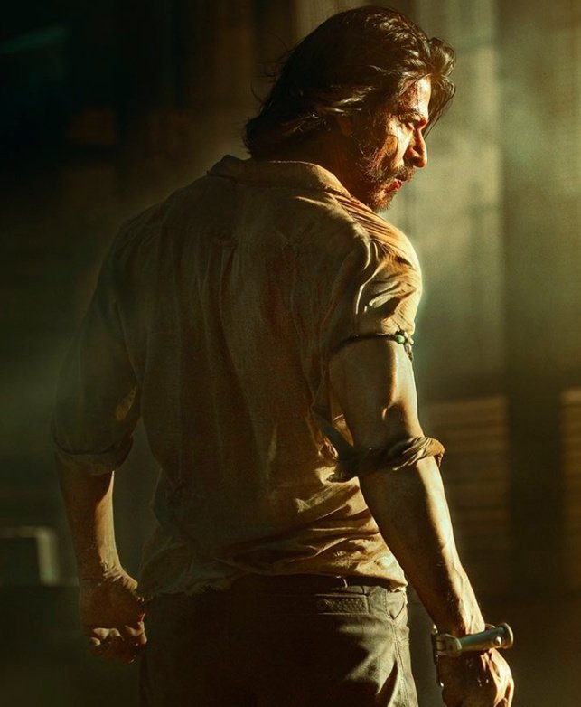 BrijwaSRKman's tweet photo. Megastar @iamsrk Rampage

PATHAAN BIRTHDAY IN 10 DAYS https://t.co/lxGVqZecDh