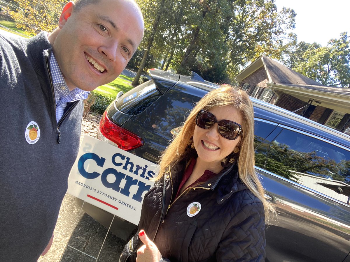ChrisCarr_Ga's tweet photo. Joan & I cast our votes this morning in Dunwoody and it was 10 minutes start to finish!
Georgia voters are going to the polls in record numbers.
I would be honored to have your vote!
#TeamCarr ๐บ๐ธ๐บ๐ธ๐บ๐ธ https://t.co/3WeYEyJ4rA