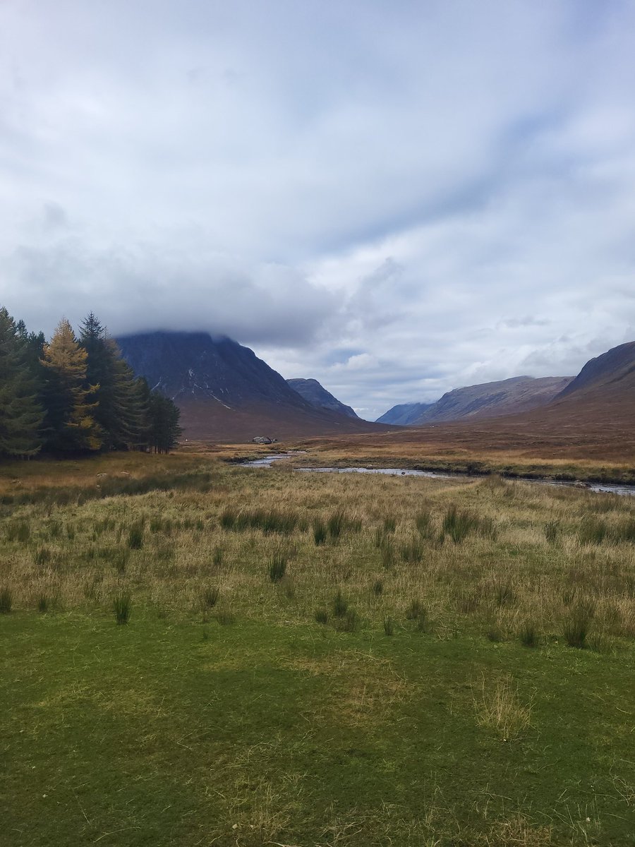 GreyhoundTaxis's tweet photo. @GreyhoundTaxis Glencoe from the King's House Hotel https://t.co/BWFt7LmLvR