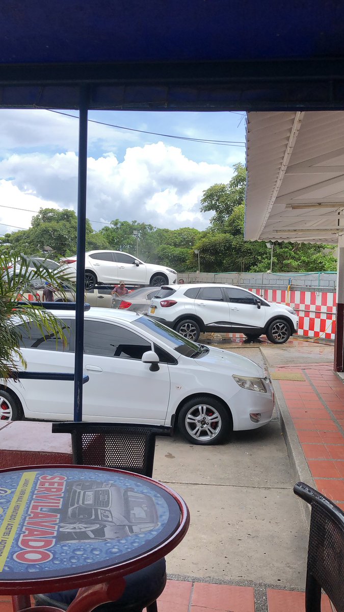 Vamos a invocar al dios de la shuvia… 😂😁