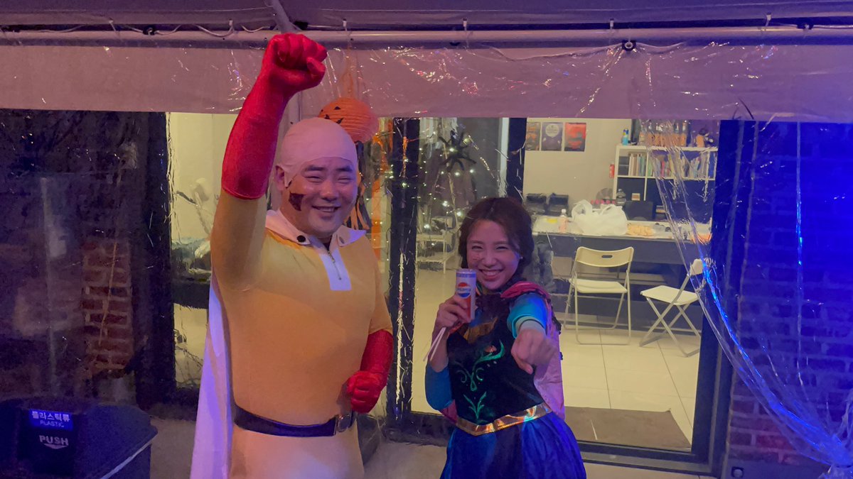 💛💛너무나 즐거웠던 도씨 할로윈파티💛💛

날씨 좋은날 루프탑에서 바베큐 먹었어요 ㅎㅎ
와주신 분들 너무나 반가웠어요❤️

다음에 또 재밌게놀아용❤️❤️

#도씨nft팀 #할로윈 #도씨팀 #홀더파티