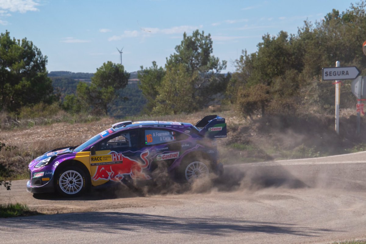 NataliaPique7's tweet photo. #WRC | 📸@NataliaPique7  Fotos del sábado de @AdrienFourmaux #RallyRacc #Rallyspain https://t.co/0rW6wGzCdO