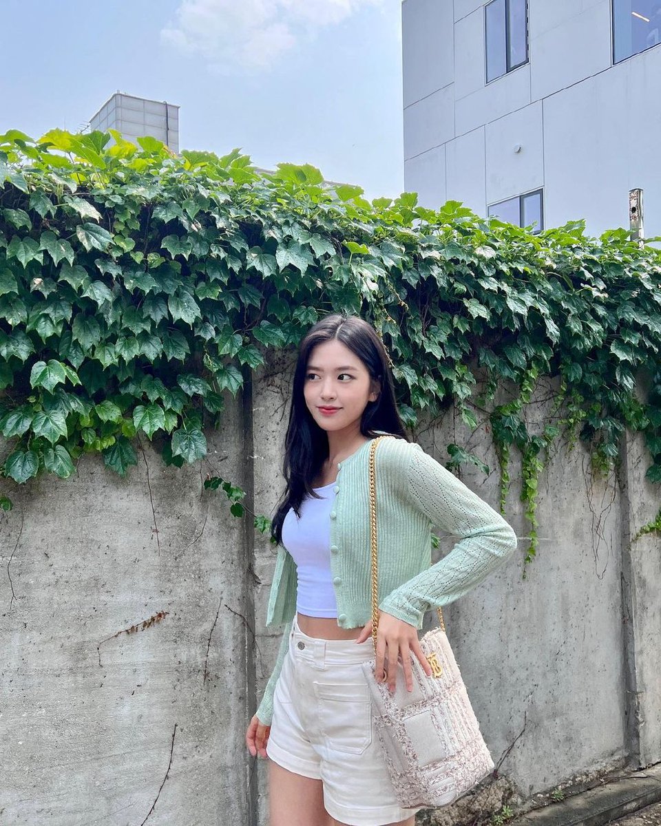 ᅟᅟᅟᅟᅟᅟᅟᅟᅟᅟᅟᅟᅟᅟᅟᅟᅟᅟᅟ
𝖺𝗇 𝗒𝗎𝗃𝗂𝗇 — 𝗈𝗇 @  𝙞𝙣𝙨𝙩𝙖𝙜𝙧𝙖𝙢. 
다이브 음악중심 1위 감사해욧!! 
ᅟᅟᅟᅟᅟᅟᅟᅟᅟᅟᅟᅟᅟᅟᅟᅟᅟᅟ