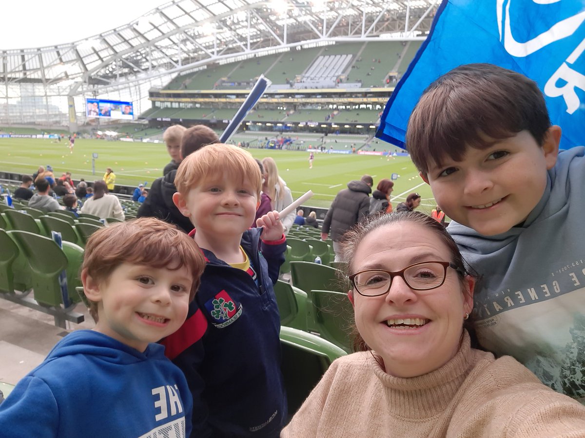 ClaireRTOMRHT's tweet photo. C'mon leinster #leivmun #LeinsterRugby https://t.co/VJAxlByFAw