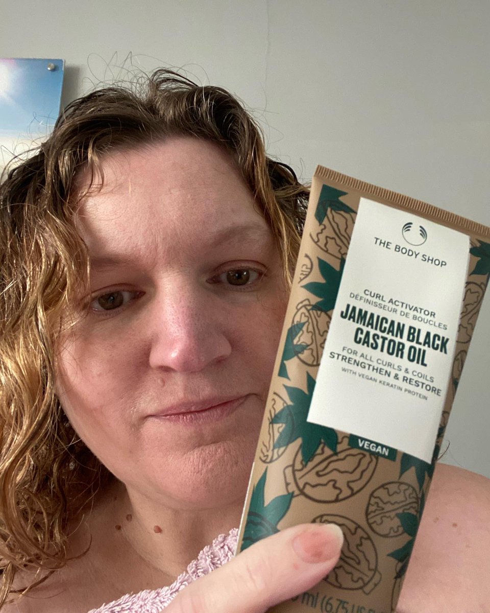 YouYoutiful's tweet image. Omg literally just used our #new #jamaicanblackcastoroil range and check out my inner #curlygirl