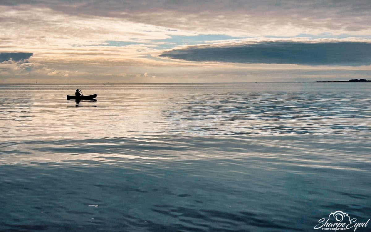 Peace & quiet!! #kayak #nature #NaturePhotograpy #photography #PHOTOS #photooftheday #boats #serenity #calm #Peaceful #clouds