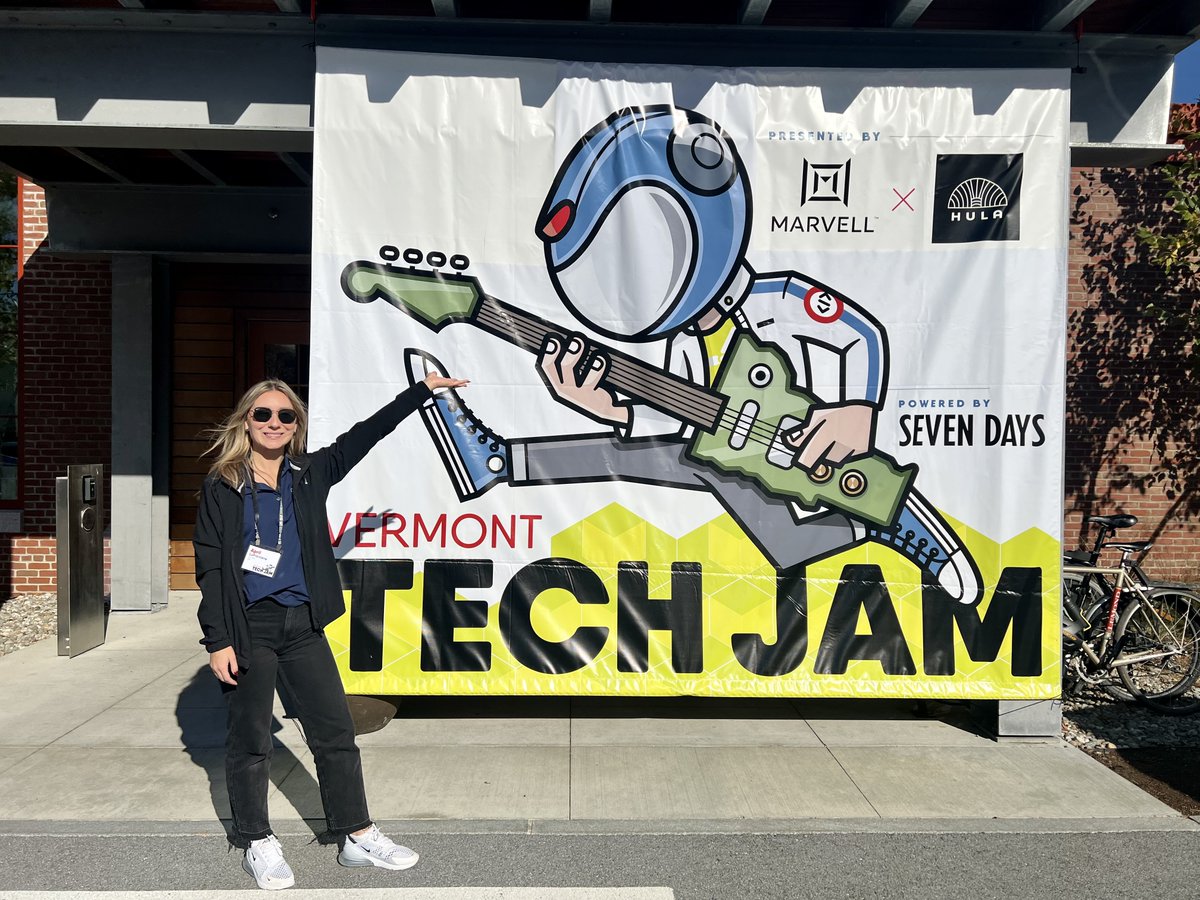 HealthPlansInc's tweet photo. Today we’re excited to be at Vermont Tech Jam on the beautiful Burlington waterfront at Hula! Come find us at the event—we look forward to meeting you!

#jobopenings #hiring #careers #jobs

@sevendaysvt https://t.co/EXUuVO88IF