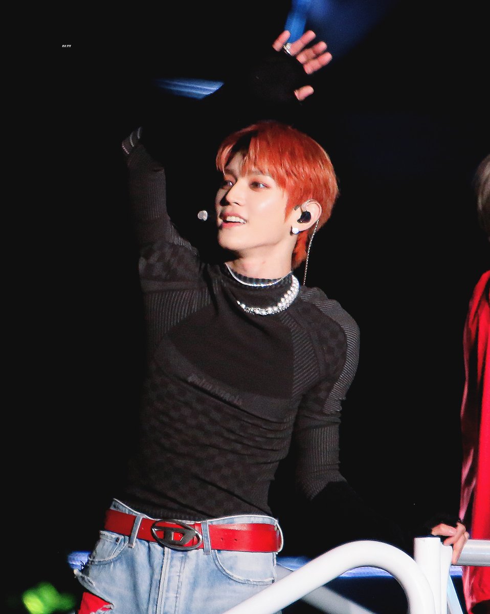 fifTY0701's tweet photo. 221022 NEO CITY THE LINK+

��� 강쥐 항상 행복만해,,,

#태용 #NCT127 #TAEYONG https://t.co/XCcybfCWPJ