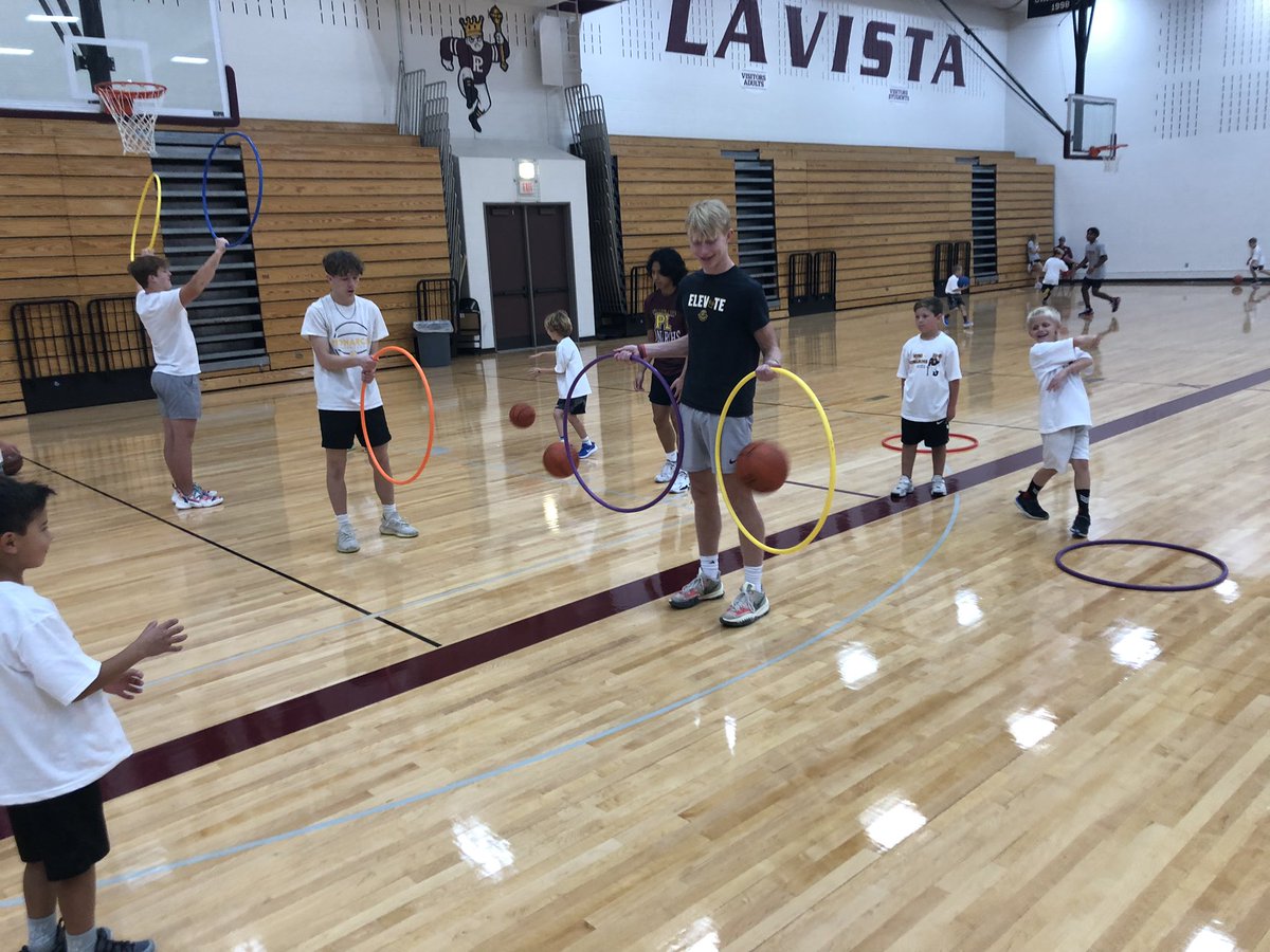 Monarch Basketball tweet media