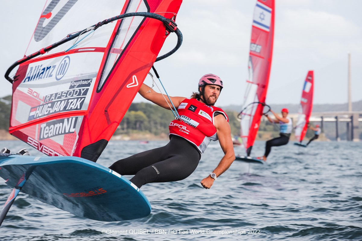 teamallianz_nl's tweet photo. Zilver voor Luuc van Opzeeland en brons voor Huig-Jan Tak op WK Windfoilen 2022 op olympisch @iqfoil board. Lees reactie en uitslagen: https://t.co/7YbN9seG3Z

#teamnl #getreadyforthebest #teamallianz_nl #nederlandseloterij 📸Clement Quibel https://t.co/IItXVDwrFA