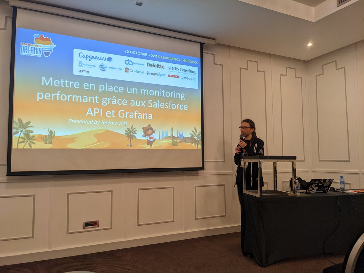 ch_sz_knapp's tweet photo. Alors, pour la dernière session,  j'en écoute en Francaise. #Nad2022

Performance Monitoring with Salesforce APIs and Graphana by Jérémy Vial https://t.co/IaCw5ddRJ0
