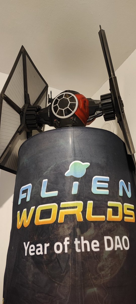 0xNFPrints's tweet photo. Who like ? 🔥
@AlienWorlds @StormTrooperNFT
#starwarsfan #alienworld #AWDAO #WaxP #WAX #NFT #nftscam https://t.co/NUR8YWW5GM