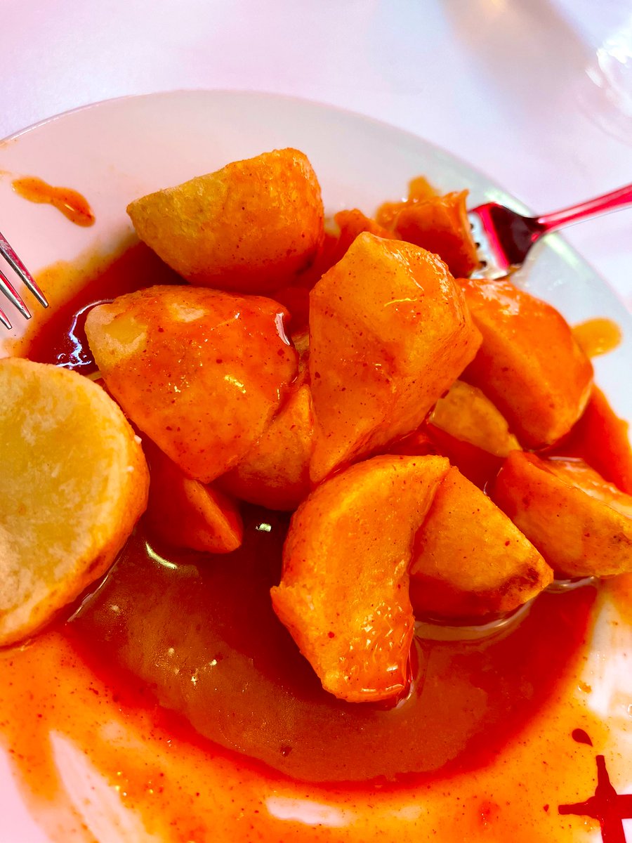 jlatienzaruiz's tweet photo. Un clásico imbatible en lo suyo @bardocamar @cmorenoarcos #Docamar 🥔🍺 https://t.co/Gvvg1KvZS8