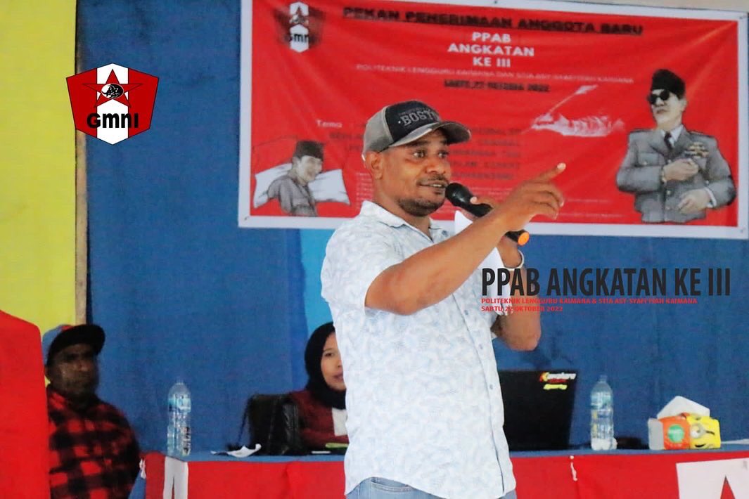 YoelFinse's tweet photo. Selamat &amp; sukses atas terlaksananya Pekan Penerimaan Anggota Baru (PPAB) Lintas Komisariat DPC GMNI Kabupaten Kaimana Kota Senja. Terus melangkah walaupun terlihat baru melangkah.

#PPABGMNIKaimana
#yoelulimpaofficial 
#gmnitanahpapua 
#yoelulimpa https://t.co/69fVWVbQjZ