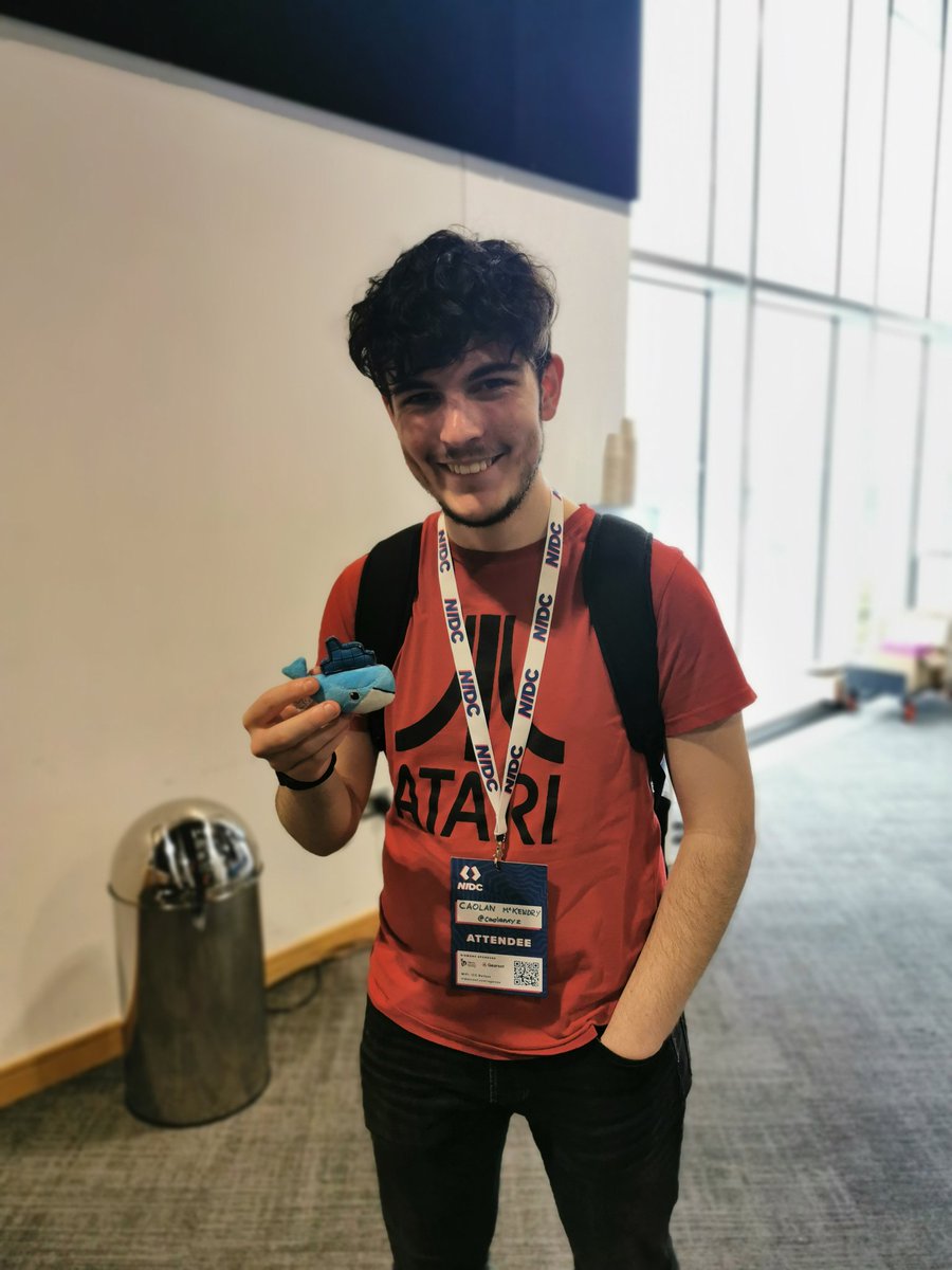 tomwillfixit's tweet photo. #DockerSelfie with @caolanxyz at #nidc2022 https://t.co/YrRJsrovpU