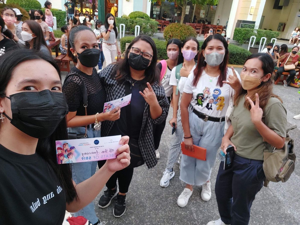 yourhyper_10's tweet image. Where You At A'TIN Iloilo ??

Fan gathering + Celebratio of @JoshCullen_s 19th birthday🎂.

#HappySB19JoshDay
JoshCullen 19TENYEARSAGONA
#IloiloReconnected #IloiloAtin #SB19    #WYAT    @SB19Official @AtinIloilo