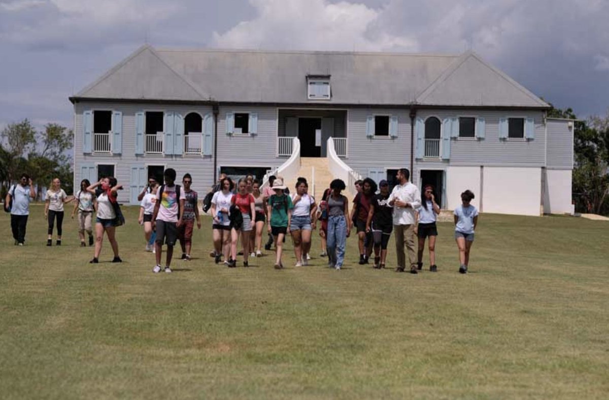 ¡Visita Hacienda la Esperanza en Manatí! Revive la historia del azúcar en Puerto Rico desde una de las haciendas más importantes del siglo 19. Varias fechas disponibles bajo reservación. Detalles aquí ow.ly/19NA50LeqlS